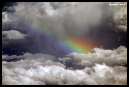 ARC EN CIEL AU DESSUS DE MADAGASCAR